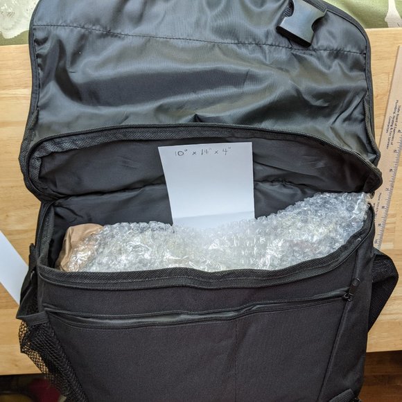 Canvas Messenger Style Laptop Bag - Picture 13 of 16